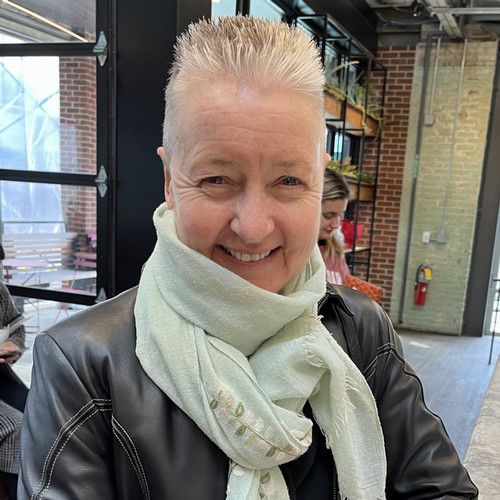 Lynne Huffer Headshot