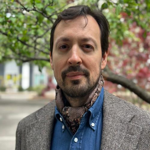 Ernesto Blanes-Martinez Headshot